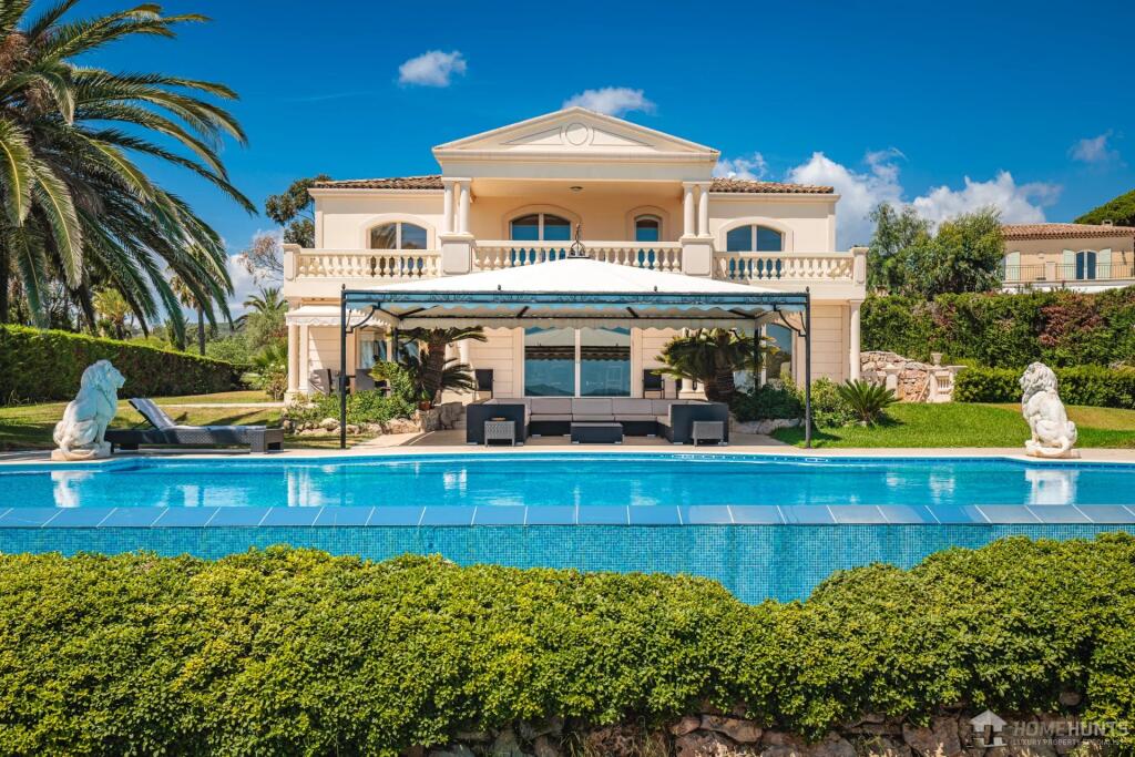 Main image of property: Provence-Alps-Cote d`Azur, Var, Grimaud