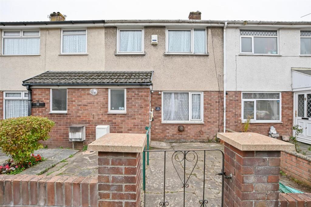 3-bed terraced on St. Pauls Avenue, Barry, £199,950