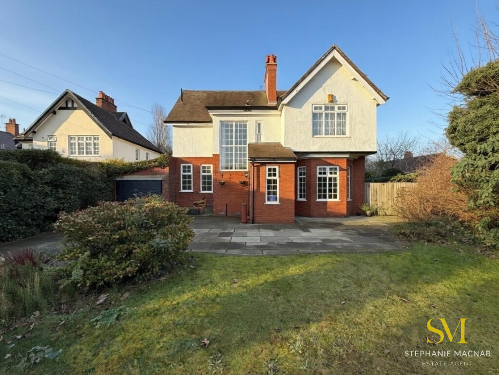 Main image of property: Carrs Crescent, Formby, Liverpool, L37