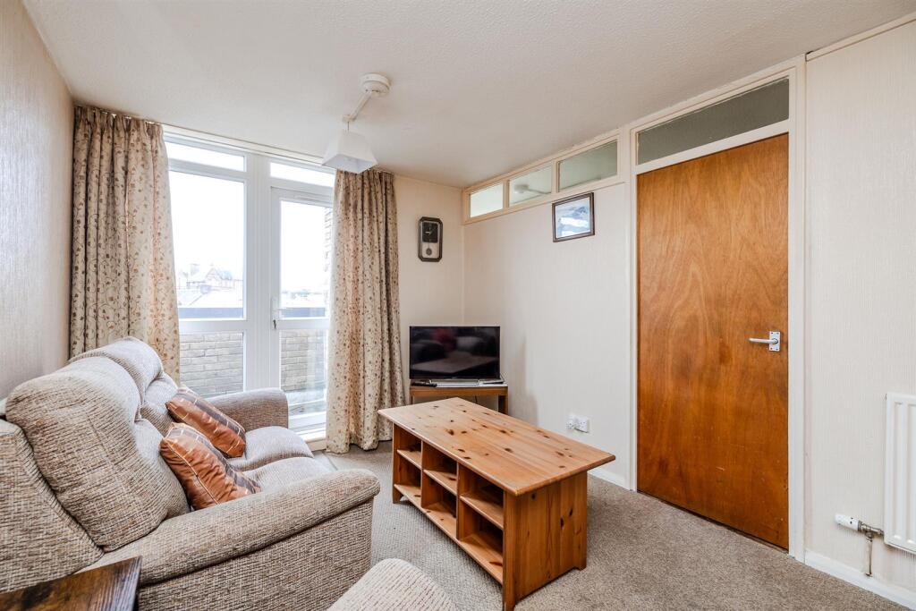 Apartment in Newcastle upon Tyne, Tyne and Wear - View 5