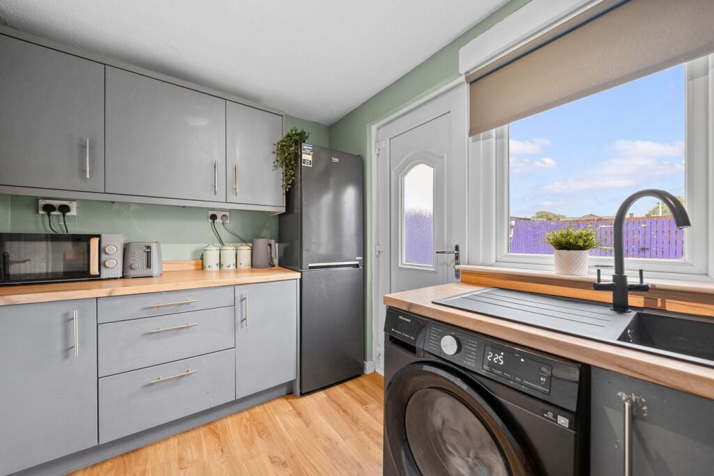 Apartment in Carronshore, Falkirk - More