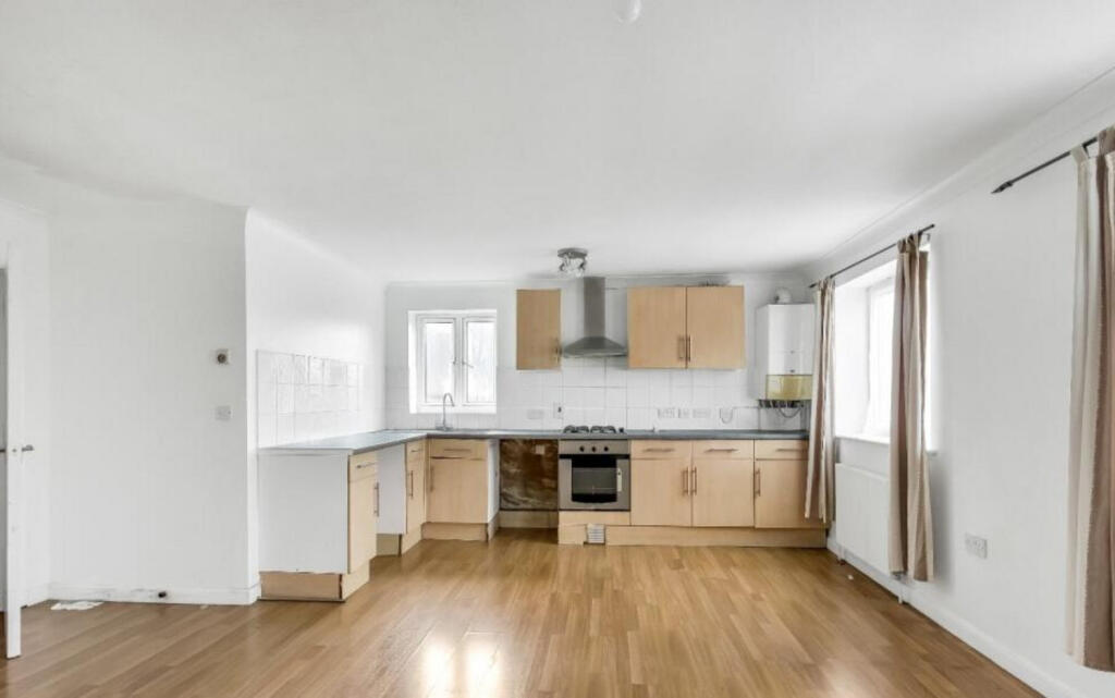 Hobbs Close, Waltham Cross, EN8 0 photo 3