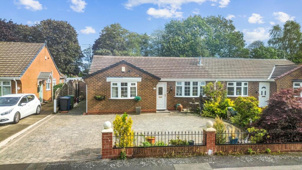 Main image of property: Laburnum Avenue, Woolston, WA1