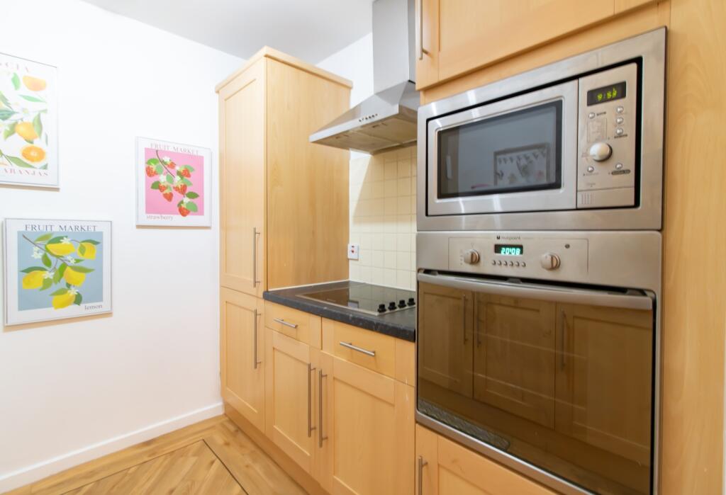 Apartment in Darlington - More