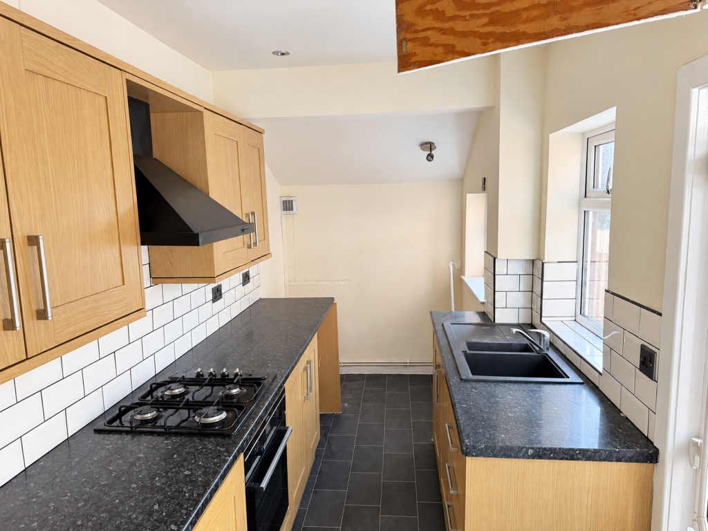 House in Middlewich, Cheshire East - View 4