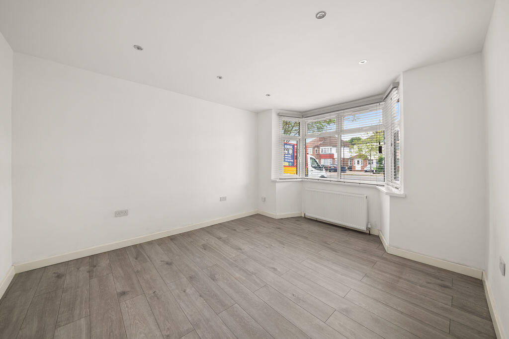 Petts Hill, Northolt photo 4