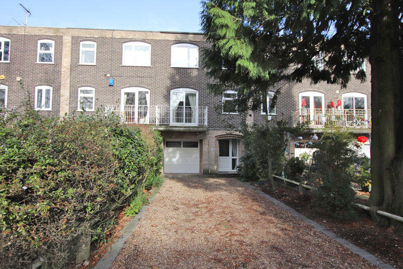 Main image of property: PELHAM ROAD, GRIMSBY 