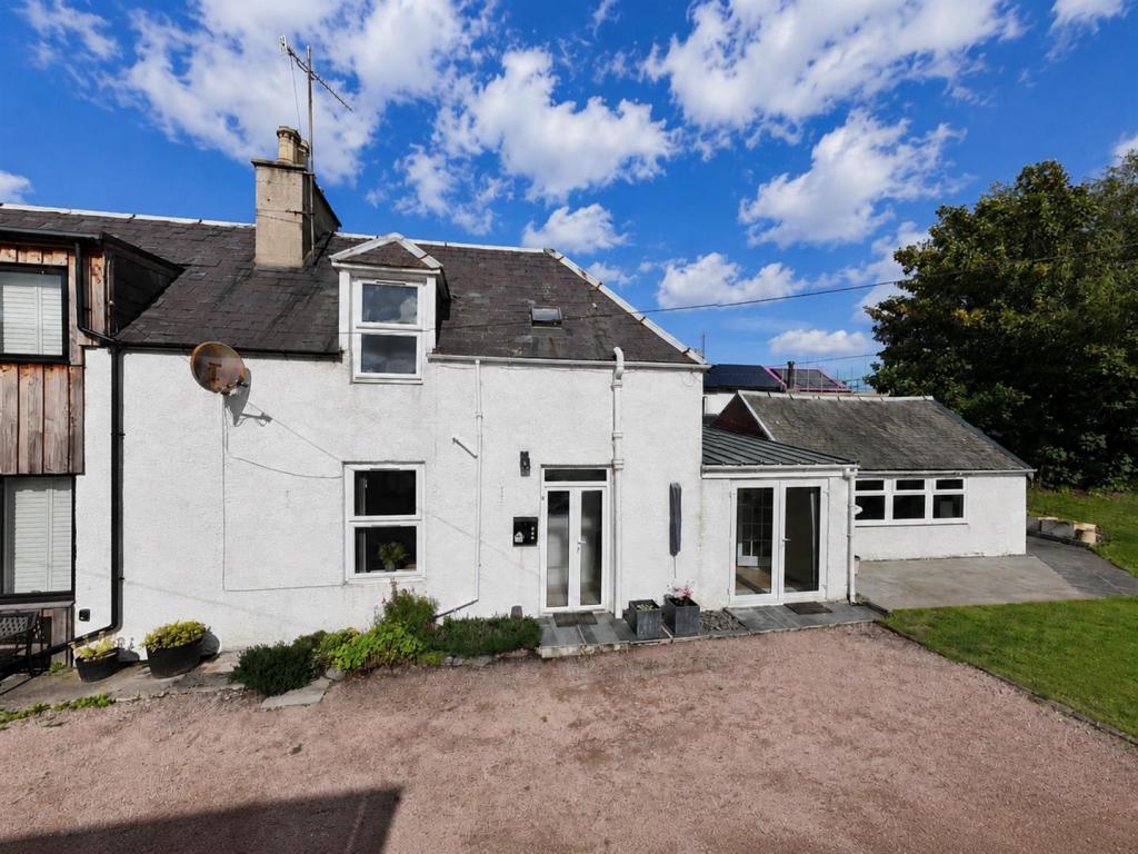 Main image of property: 116b High Street, Grantown on Spey