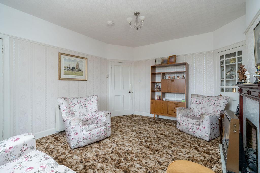 27 Craigentinny Crescent, Edinburgh, EH7 6QA photo 4