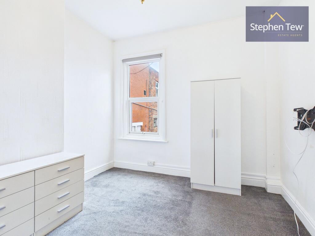 Apartment in Blackpool, Claremont - More