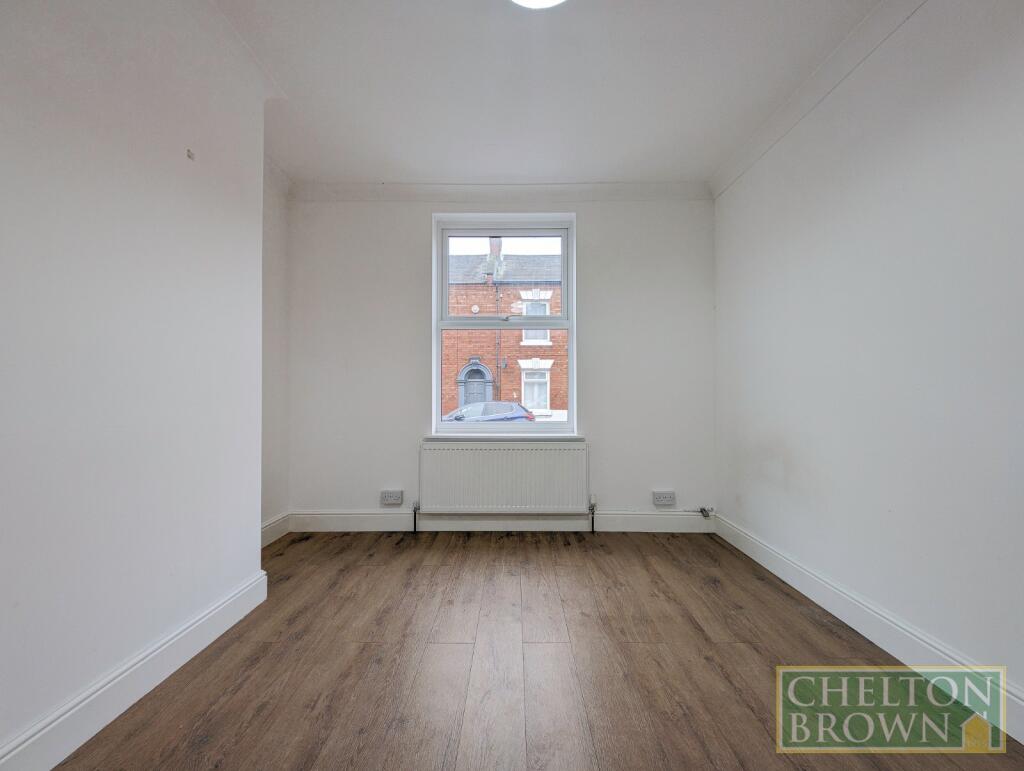 House in Northampton, Semilong - View 2