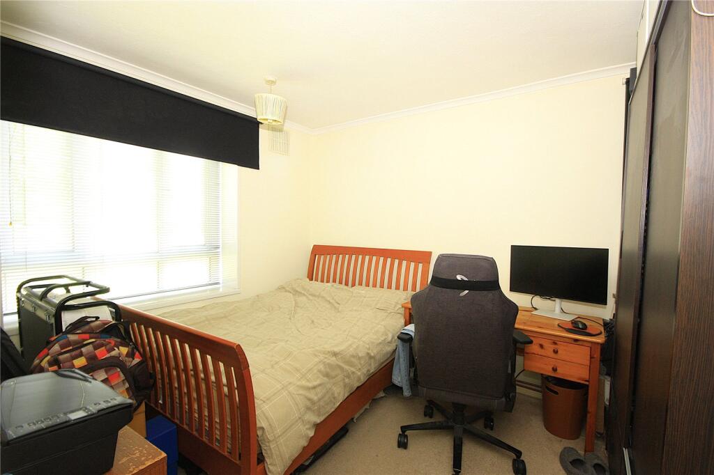 Soberton Road, Havant, Hampshire, PO9 - View 6