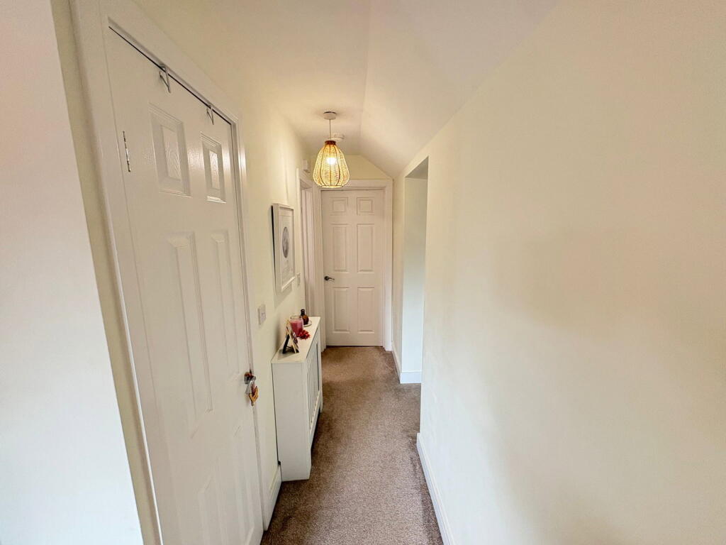 House in South Staffordshire, Lapley, Stretton and Wheaton Aston - View 3