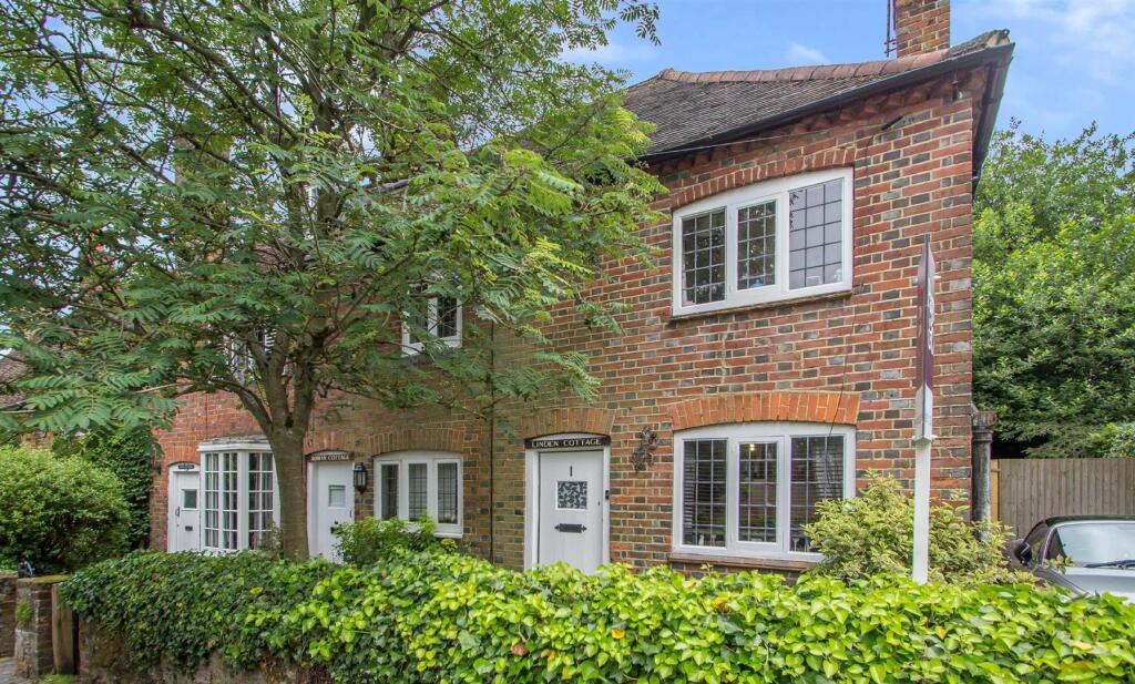 Main image of property: High Street, Limpsfield, Oxted