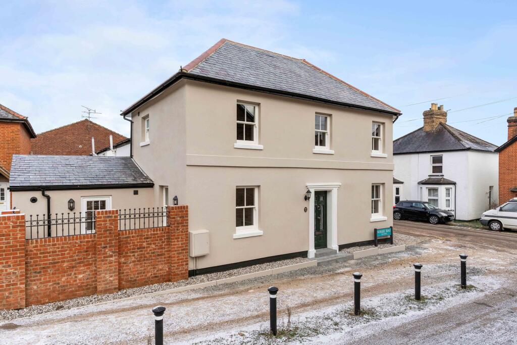 Main image of property: 28 Nursery Road, Bishop's Stortford, CM23 3HL