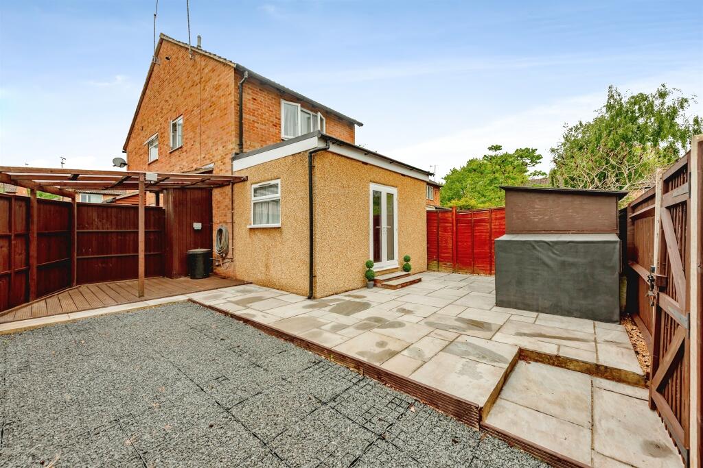 Main image of property: Buchans Lawn, Crawley