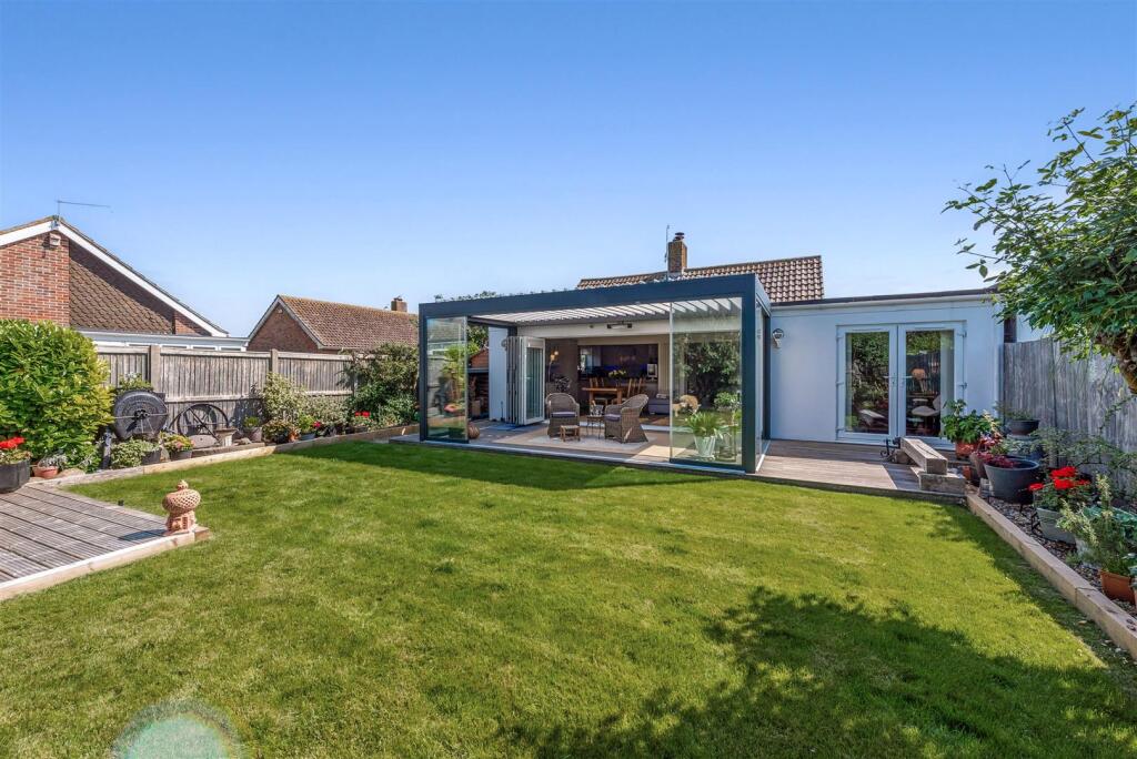 House in Chichester, West Wittering - View 2