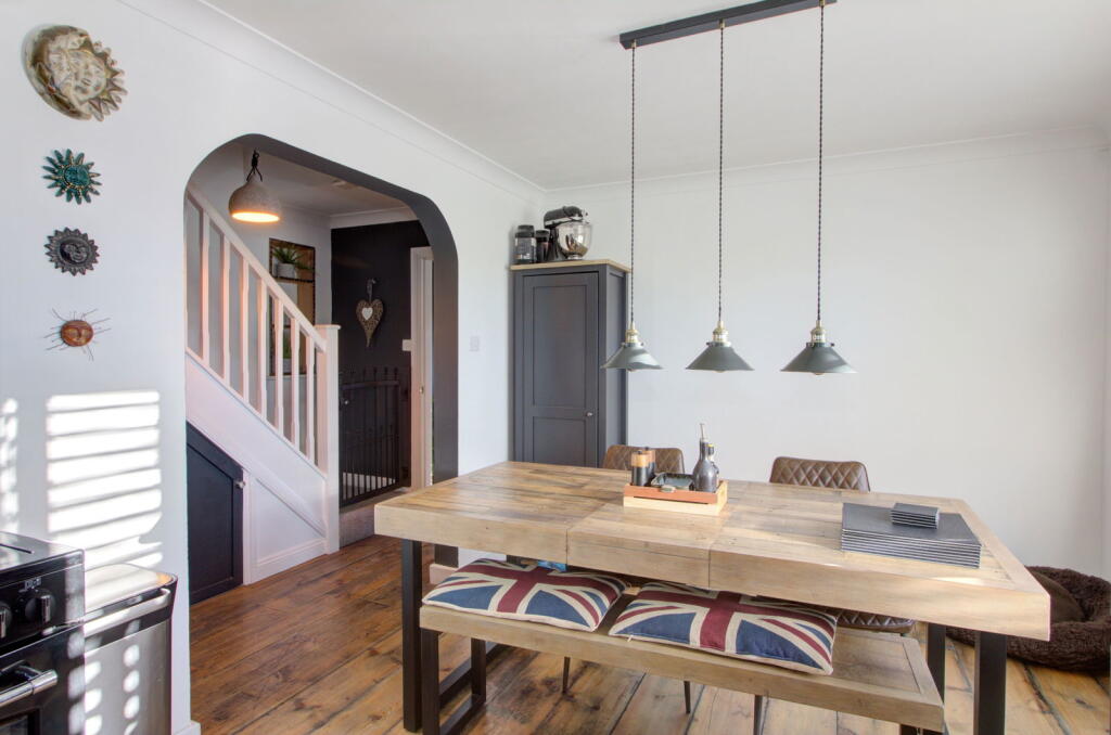 Westwells Road, Corsham, SN13 9ET photo 3