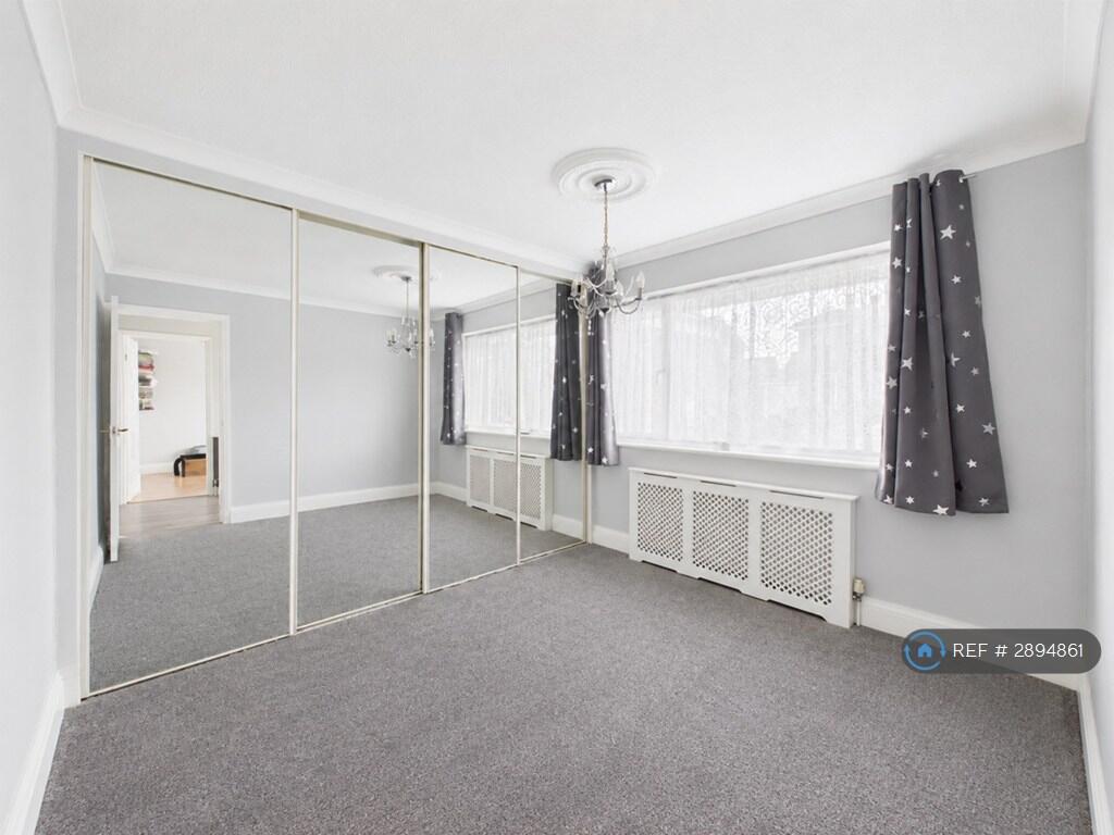 Main image of property: Sceptre Close, Maldon, CM9