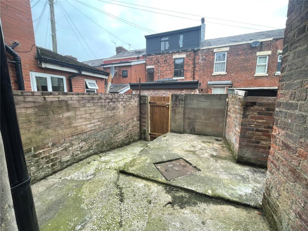 House in Preston - View 5