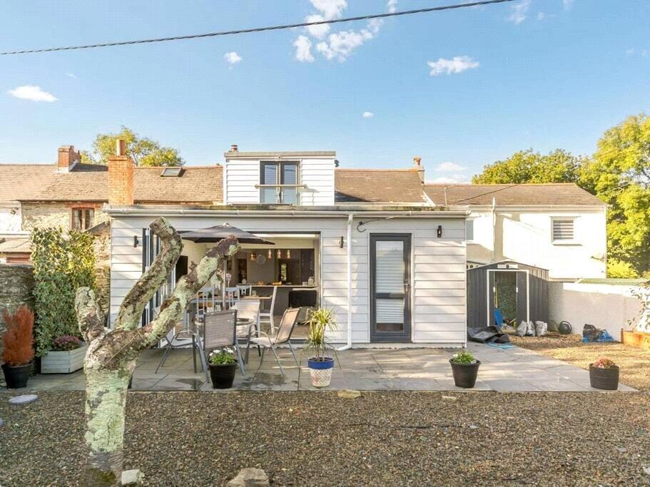 Main image of property: Newtown, Fowey, PL23