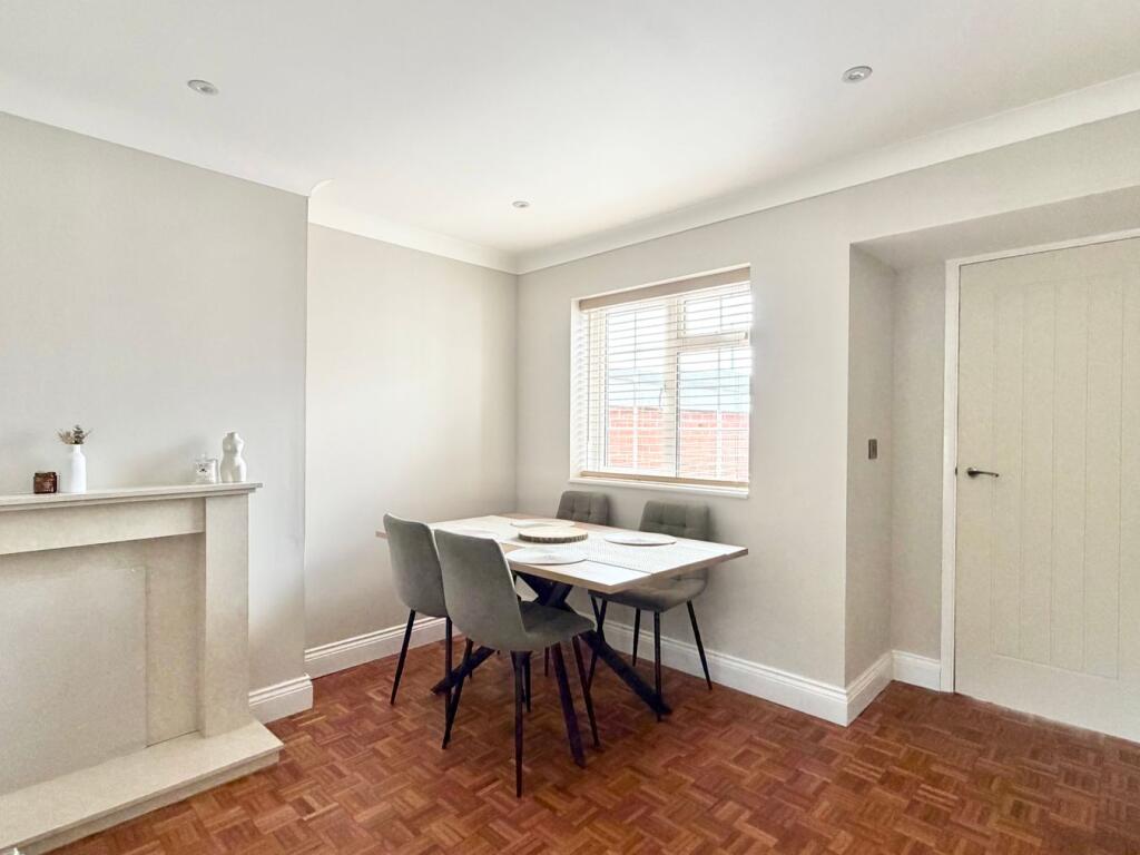 House in Bexhill-on-Sea, Little Common - View 4