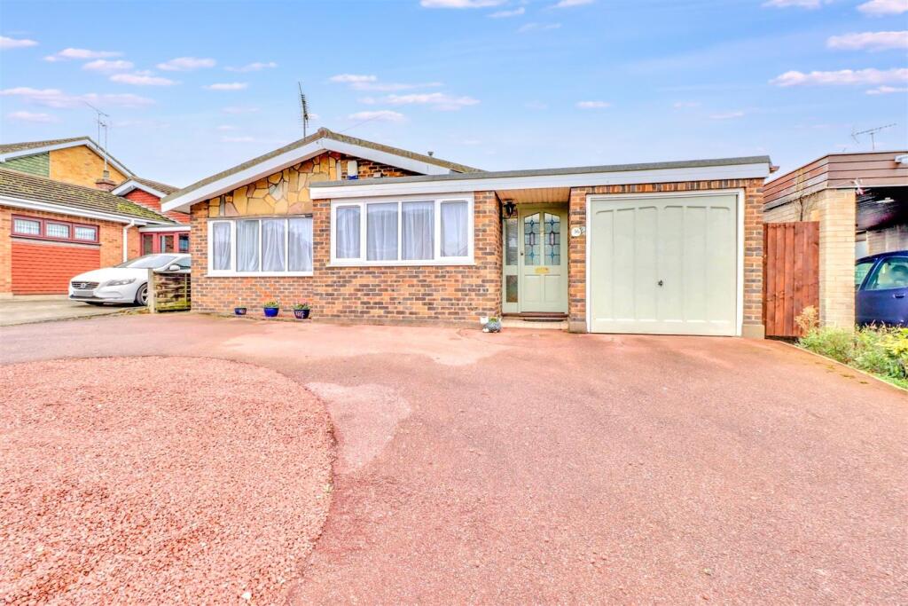 Main image of property: Swan Lane, Wickford