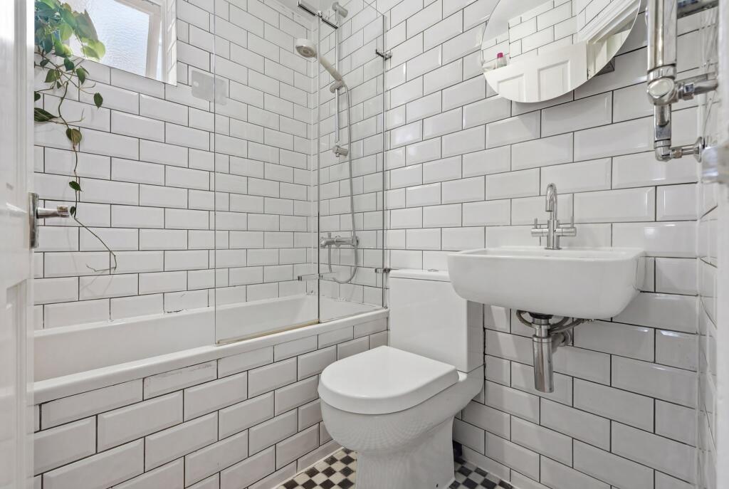 Apartment in London, Leyton - View 3