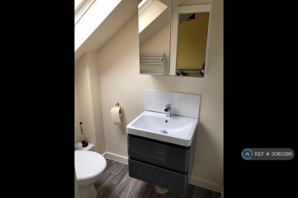 House in Nottingham - View 3