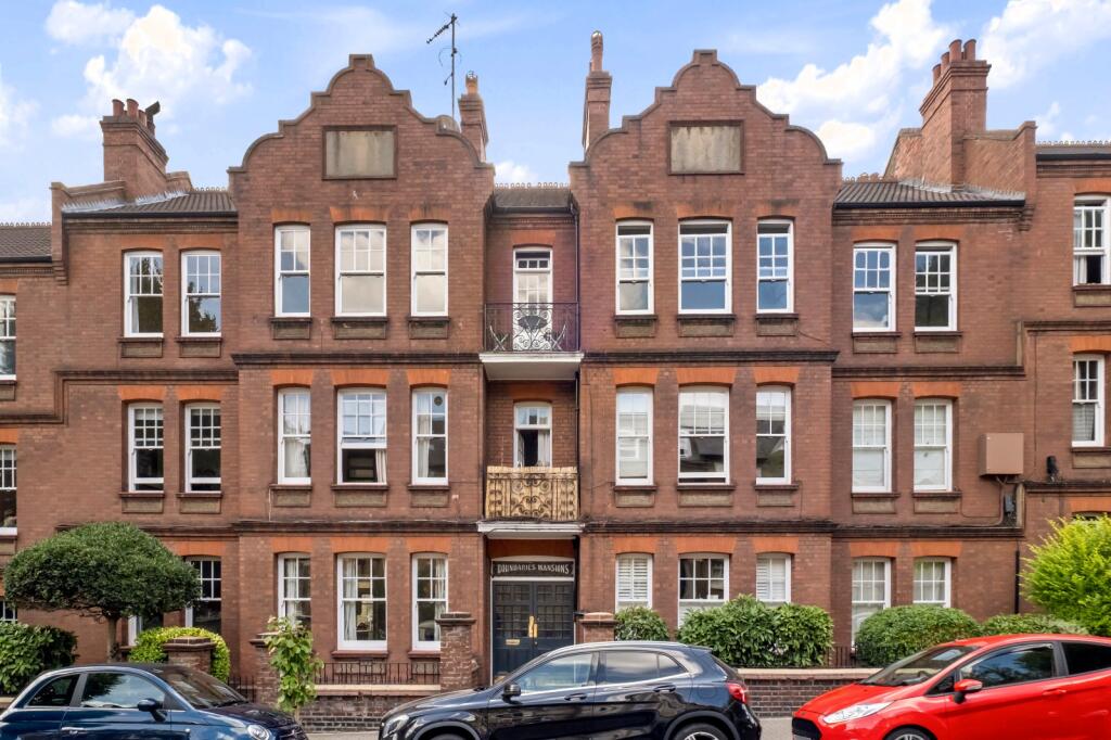 Apartment in London - More