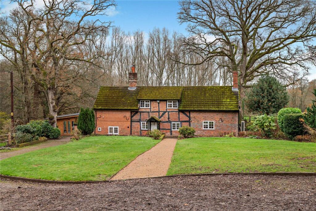 Main image of property: Crookham Common, Thatcham, Berkshire, RG19