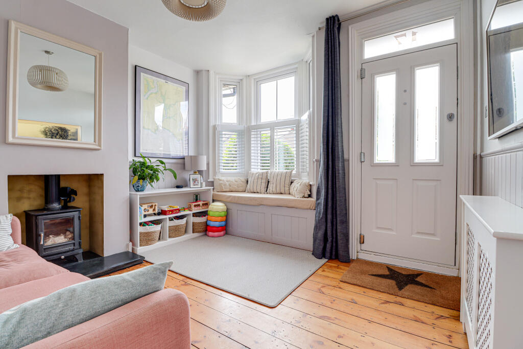 Salisbury Road, Harpenden, AL5 - View 2