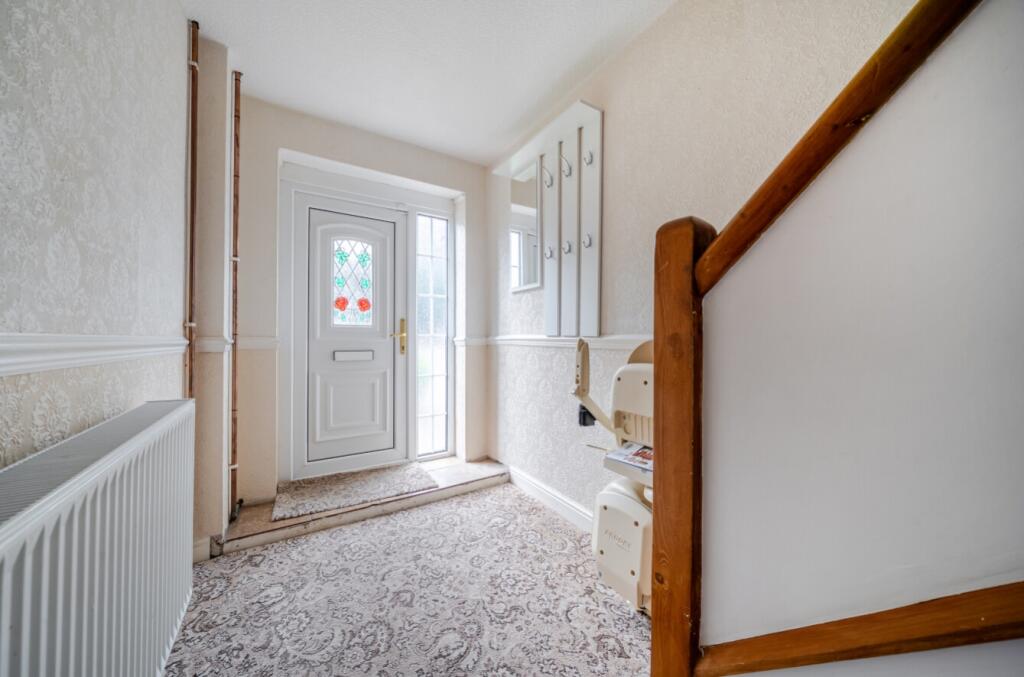 House in Grimsby, Littlefield - More
