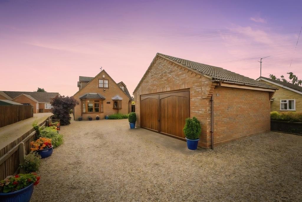 Main image of property: North Parade, Holbeach, Lincolnshire, PE12 7AJ