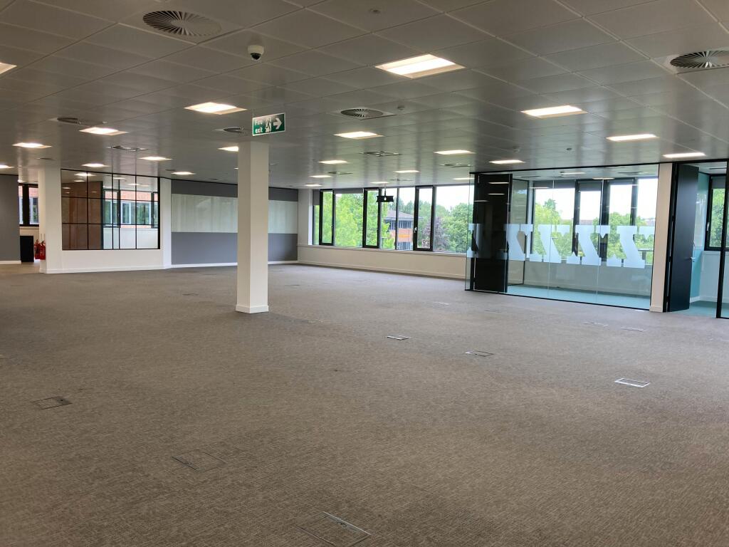 Fitted suite 4