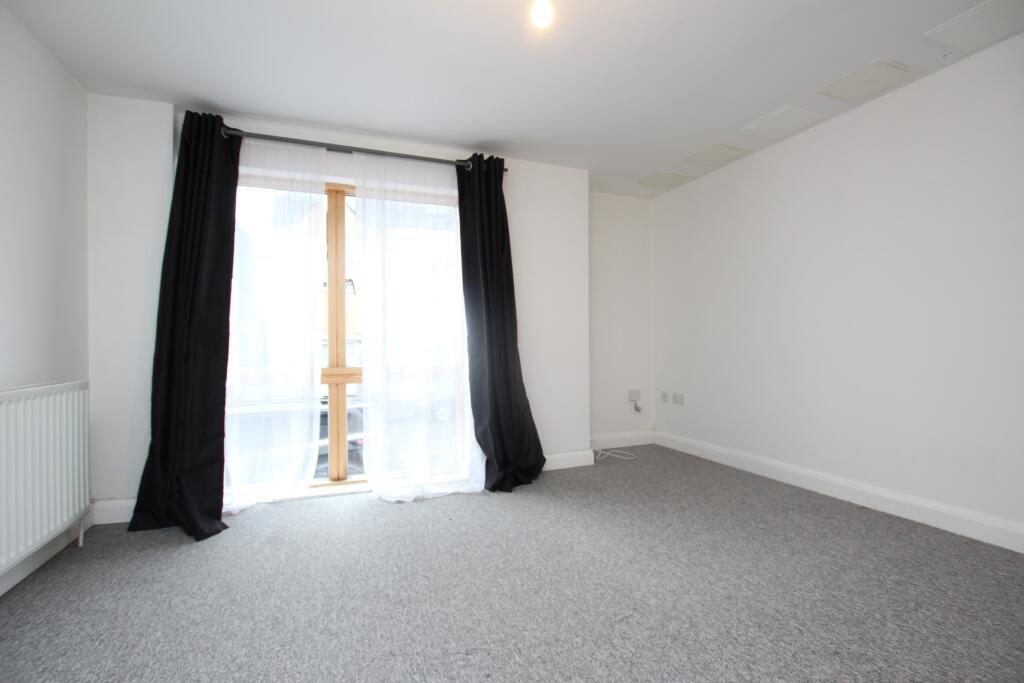 Apartment in Bristol, Bedminster - View 2