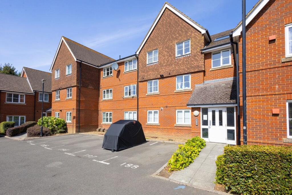 Apartment in Dover, Whitfield