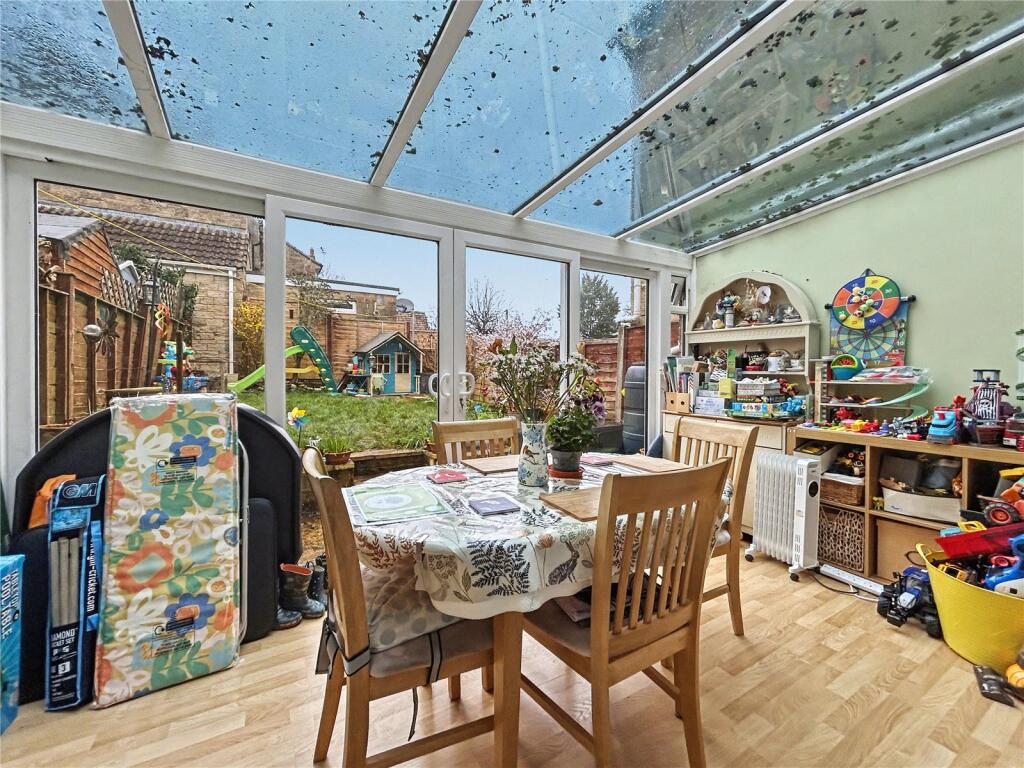 House in Somerset, Milborne Port - View 2