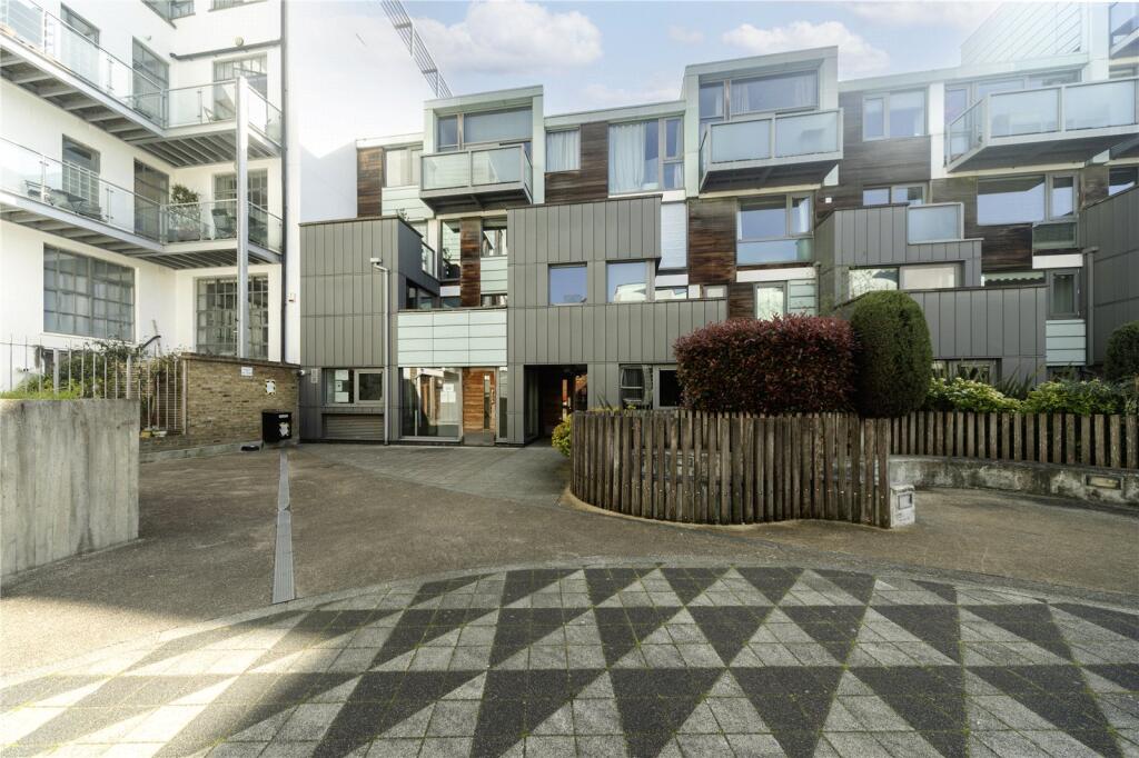Main image of property: Peacock Place, Islington, London, N1