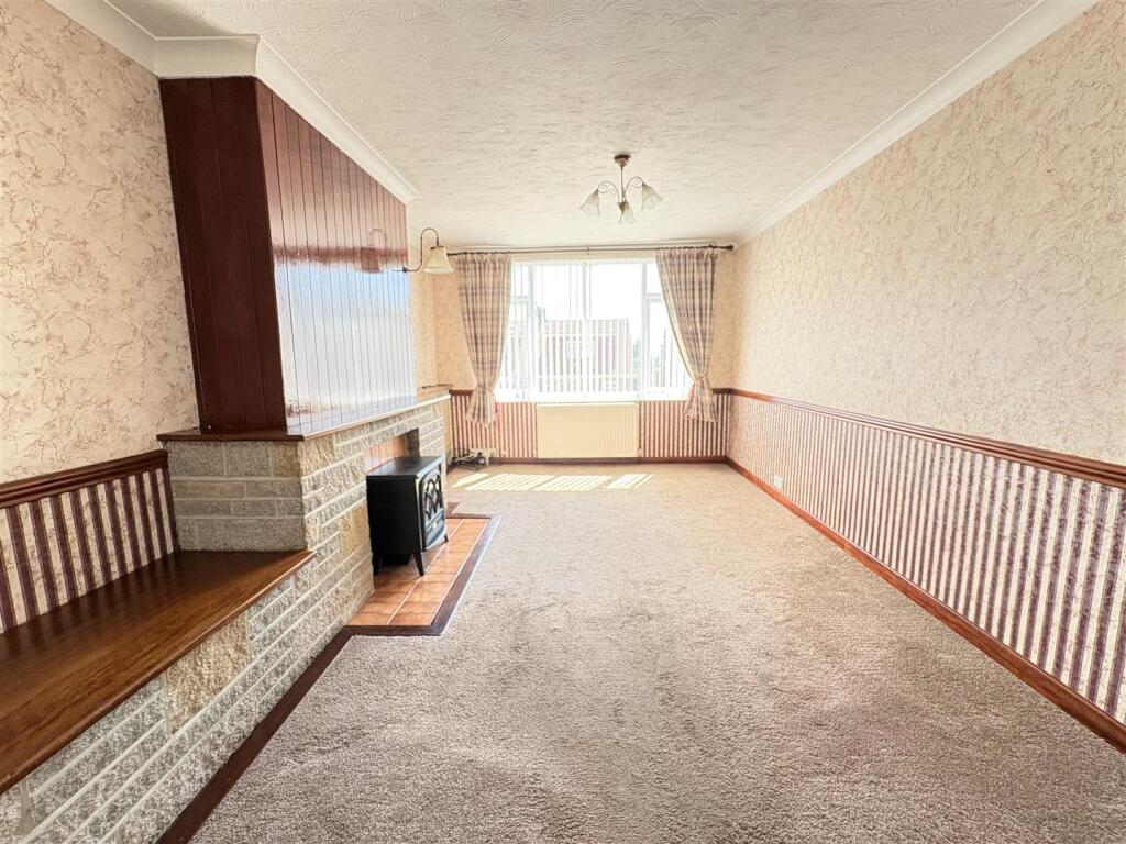 House in Fareham, Hampshire - View 6