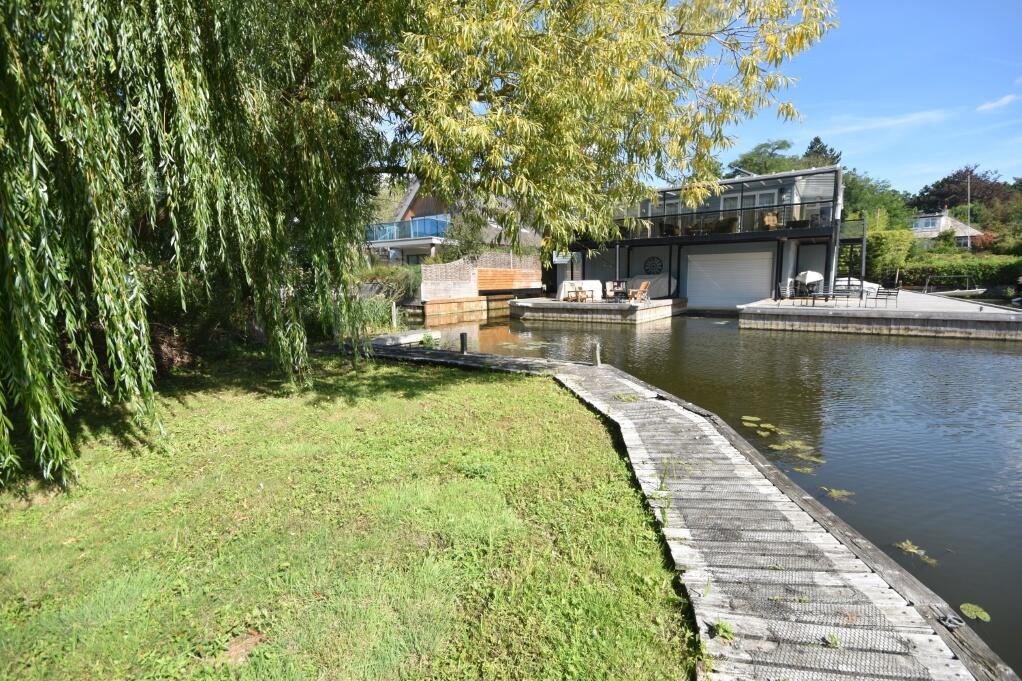 Horning - View 5
