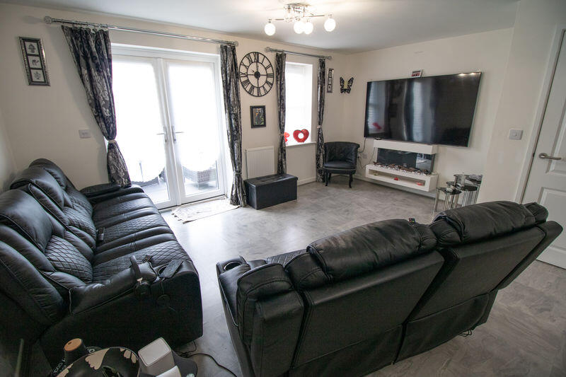 Pavillion Walk, Deane, Bolton, BL3 4FW photo 3