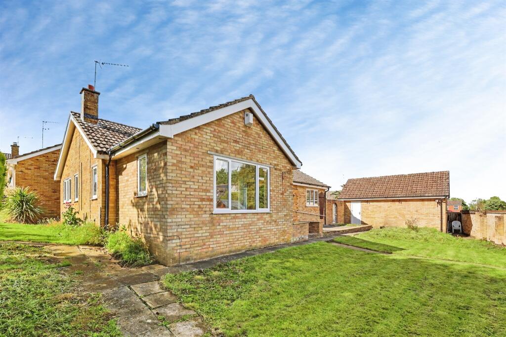 House in Pattishall, West Northamptonshire - View 3