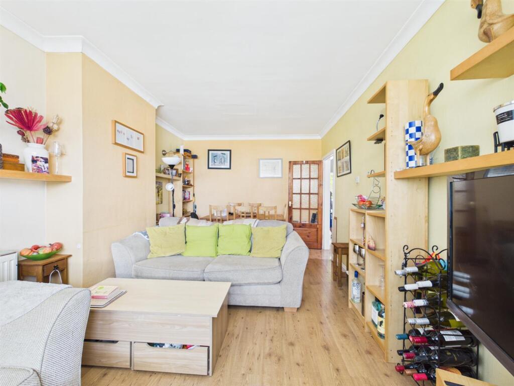 House in London - View 4