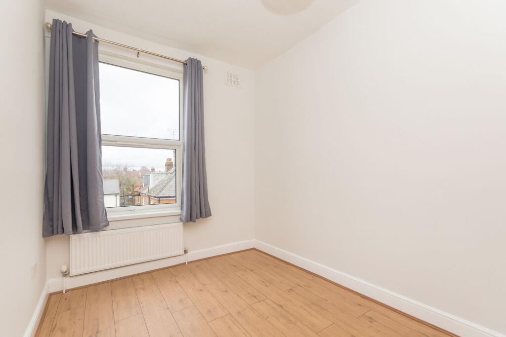 Apartment in London - View 2