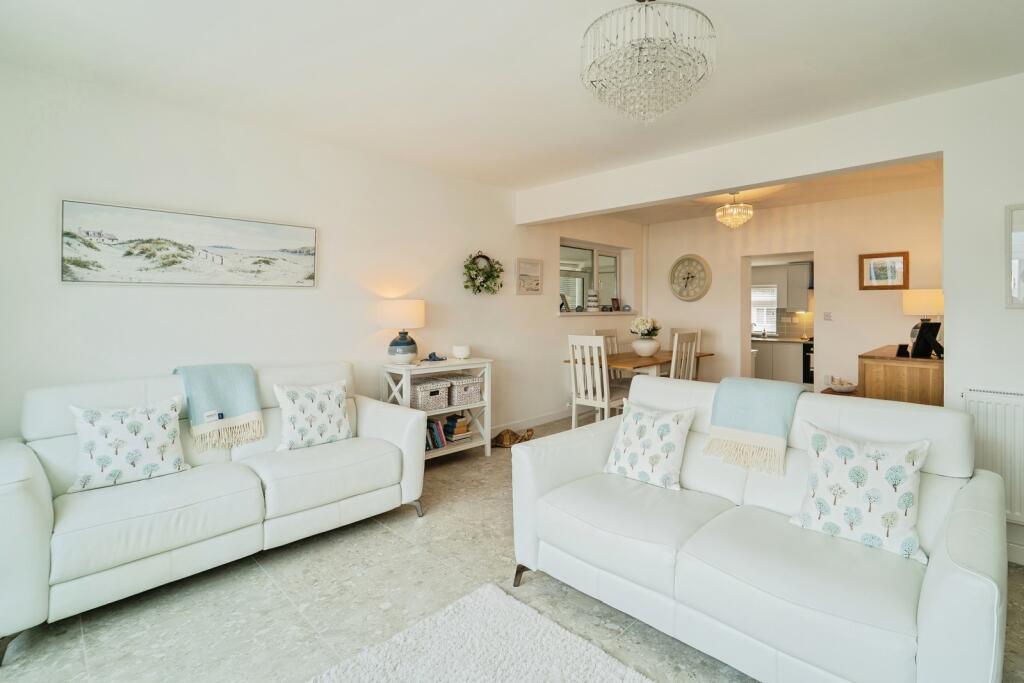 House in Saundersfoot - View 5