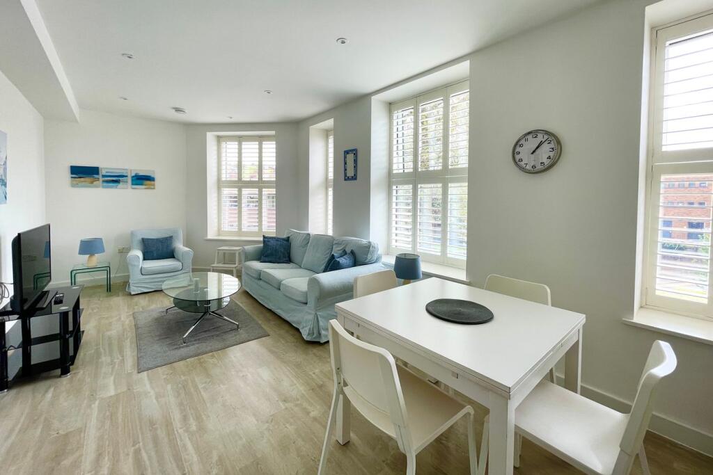 Apartment in Guildford - View 4