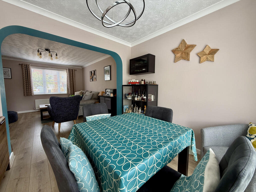 House in Taunton - View 5