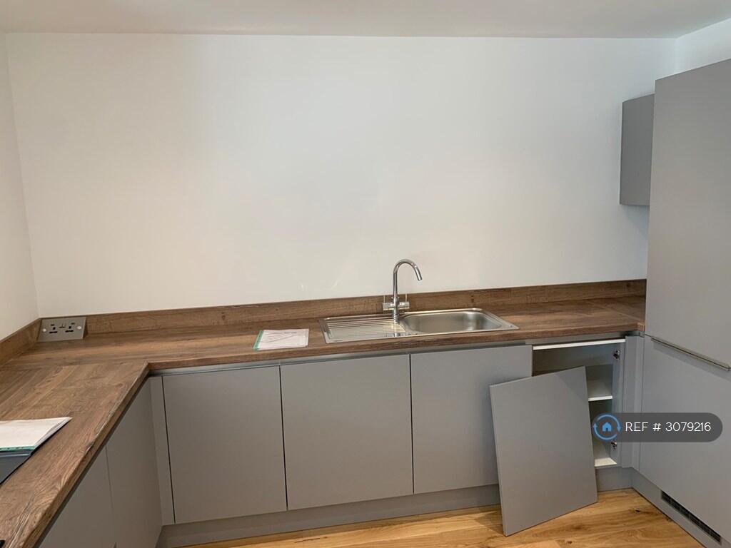 Apartment in Skipton, New Town - View 5