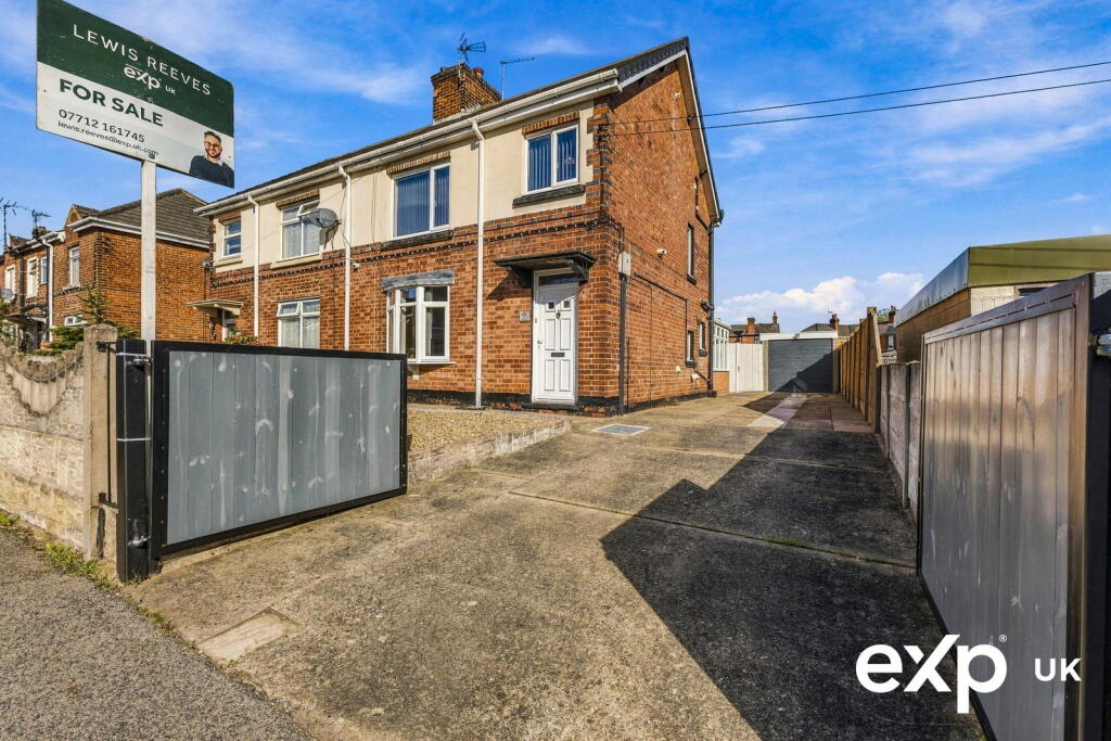 Main image of property: Oak Avenue, New Ollerton, NG22 9PT